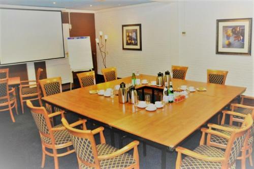Hotel Herbergh Amsterdam Airport