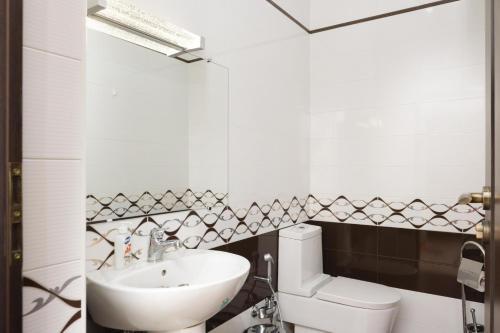 Stay Inn Apartments On Sayat-nova Ave 40