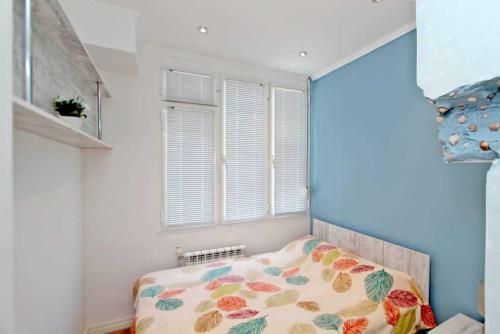 Sunny Apartment In The Center