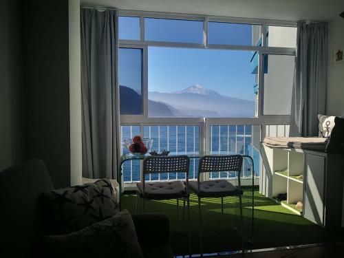 Apartment On The Sea