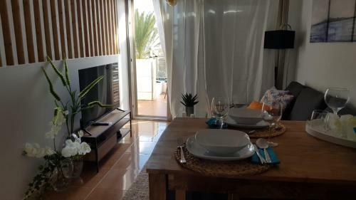 Apartamento �tico La Marina