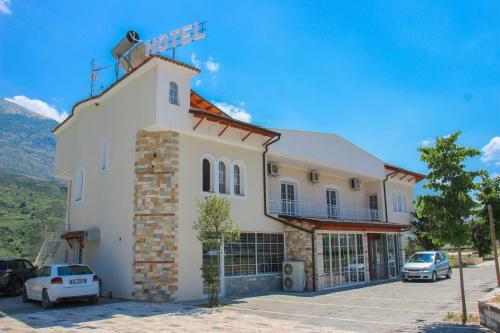 Hotel Veal
