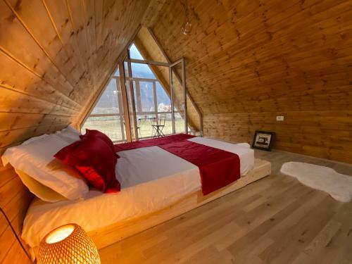 Bed & Breakfast Bujtina Miqesia
