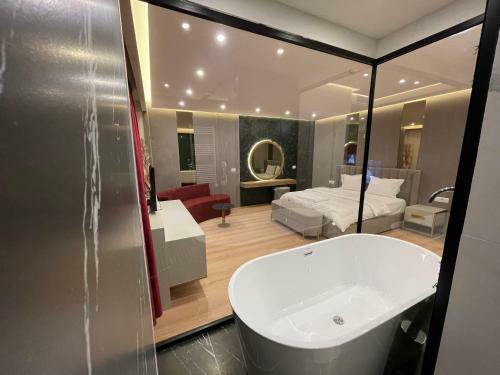 Coli's Hotel