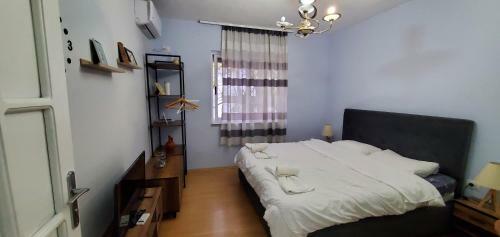 Tirana City Centre Folk Hotel