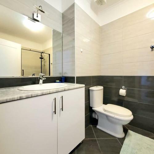 Apartamento Penthouse Komuna Parisit
