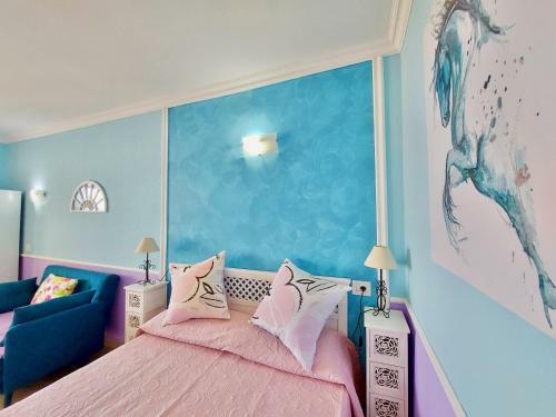 Ocean And Sky Studio Apartment