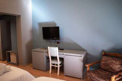 Hotel Tirona