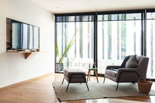 Posada Casai Bright Designer Studio With Balcony In Polanco