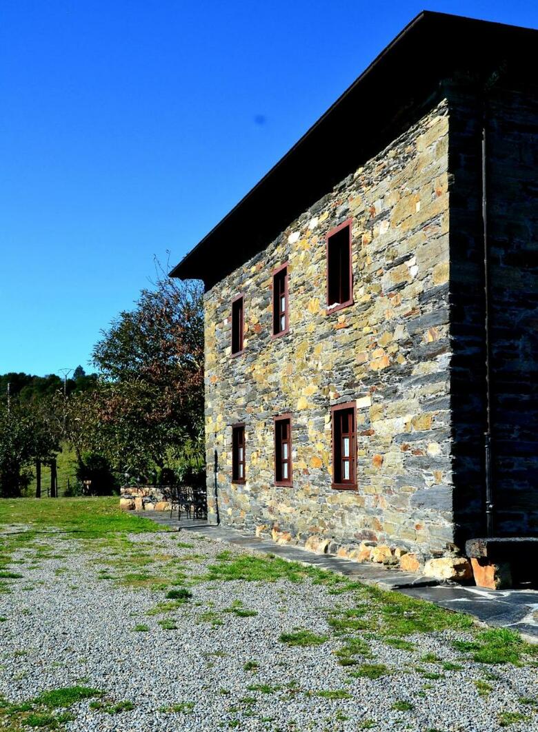 Apartamentos Rurales Ron