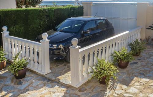Three-bedroom Holiday Home In Quesada-rojales