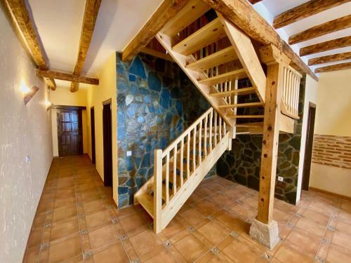 La Parada de Jimena-casa R�stica Rodeada de Bodegas En Rueda