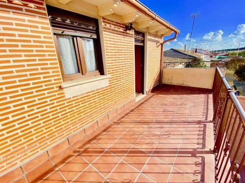 La Parada de Jimena-casa R�stica Rodeada de Bodegas En Rueda