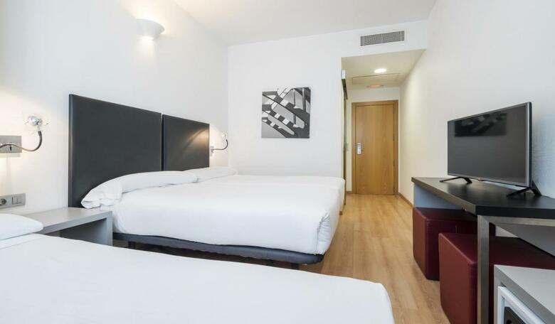 Hotel Ilunion Aqua 3