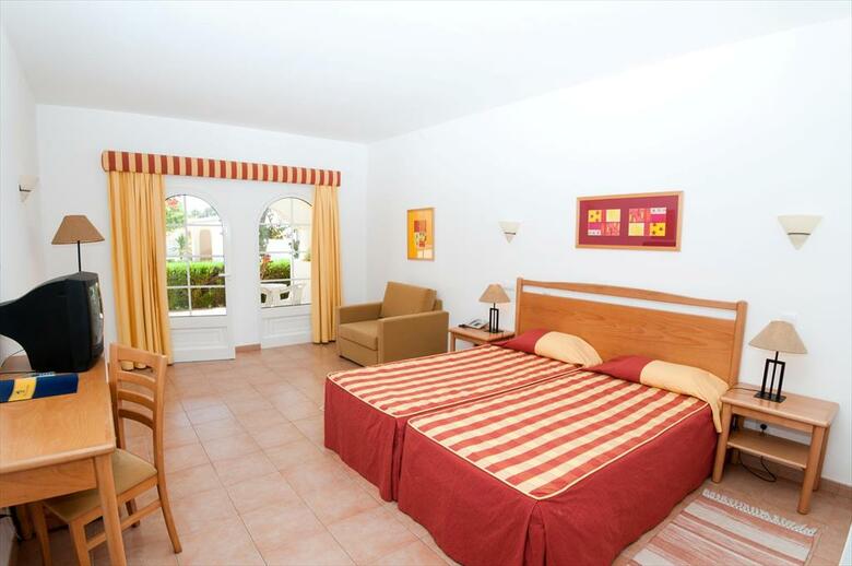 Hotel Luz Bay Club