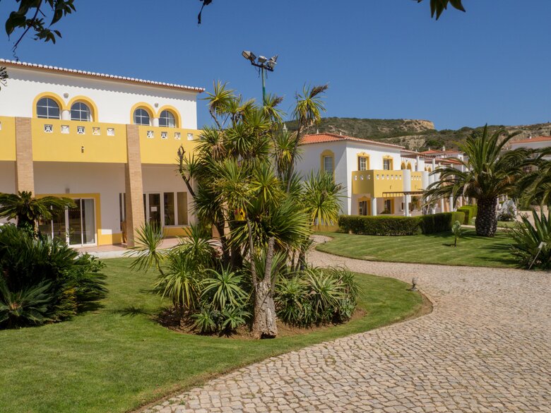Hotel Luz Bay Club