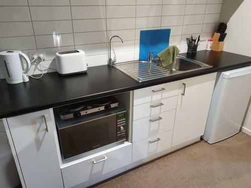 Cozy Apartment - Great Base - Wheelchair Friendly