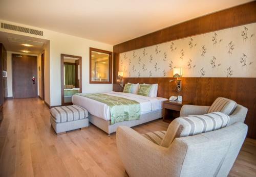 Hotel Korineum Golf & Beach Resort