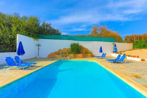 Villa Ira Finiki