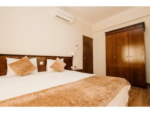 Sammy's Hotel