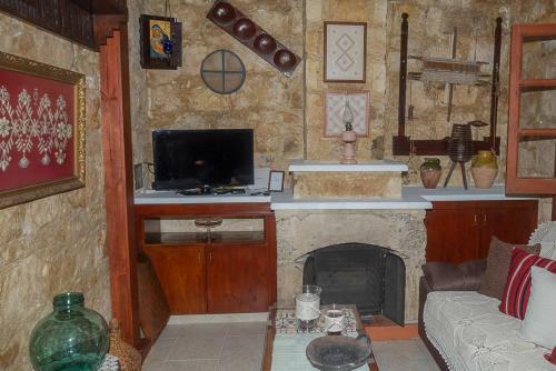 Iocasti Cottage By Agroholidays