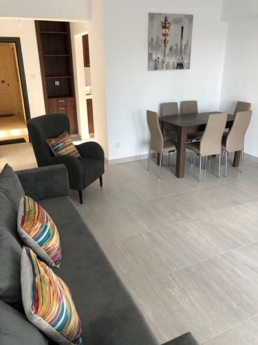 Brand New Lux Apartment Mackenzie