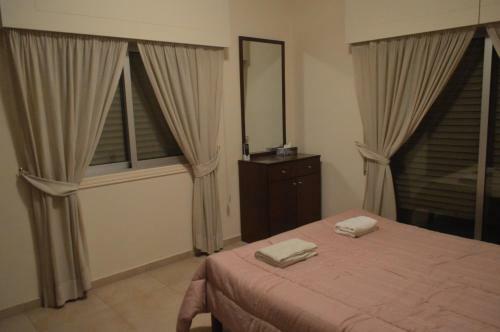 Alkaeos Holiday Rooms & Apartments