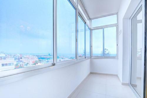 Panoramic Sea View Apartment