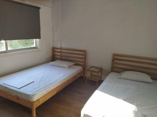 Cozy 2 Bedroom Apartment