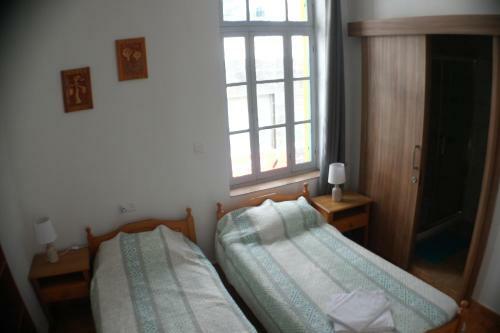 Hostal Harrys Inn Guesthouse
