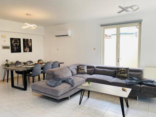 Villa Gaia Residence In Larnaca