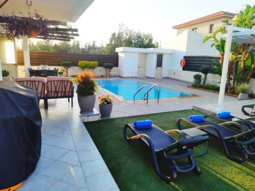 Ilios Villa