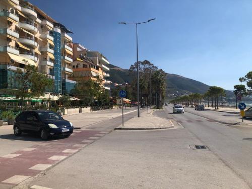 Vlora Attractive Holiday Apartment 1