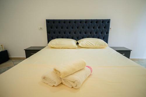 Hostal Guesthouse Flowers