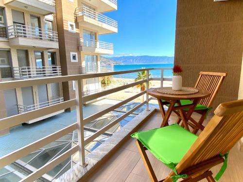 Eka Luxury Two-bedroom Seaview Apartment