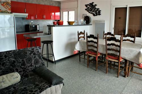 Apartamento En Primera Linea de Mar, Roses