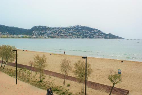 Apartamento En Primera Linea de Mar, Roses