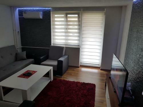 Apartment 11