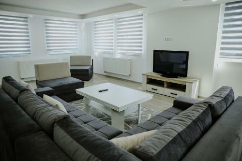 Deluxe Apartments