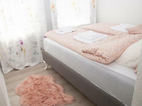Bistrik Rose Apartment