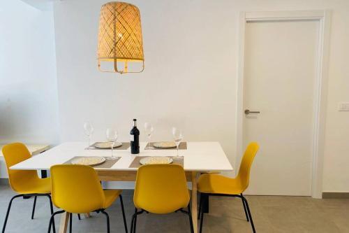 70 M2, Apartamento Cerca de La Playa, Apto Minusvalidos.