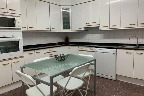 Apartamento Preci�s, Molt C�ntric, Tranquil I Balc� Molt Gran