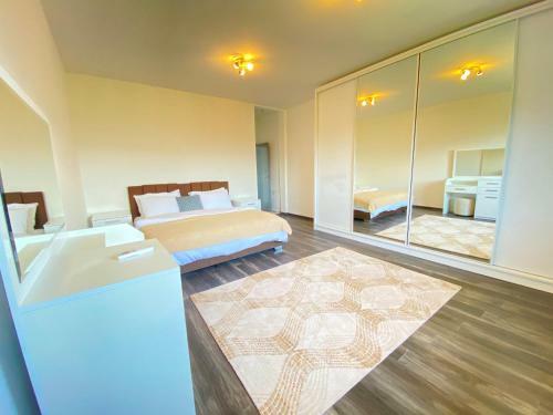 Al Qasr Luxury Villas