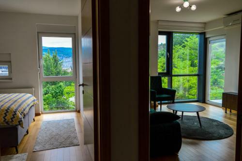 New Panorama Apartment In City-centre
