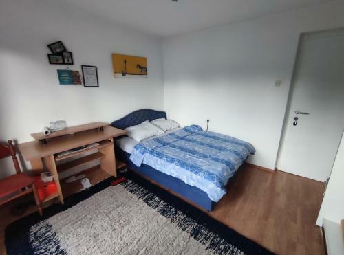 Cosy Room With A Balcony