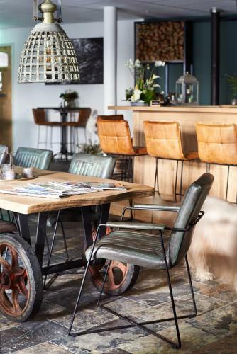 Hotel-restaurant "lely"