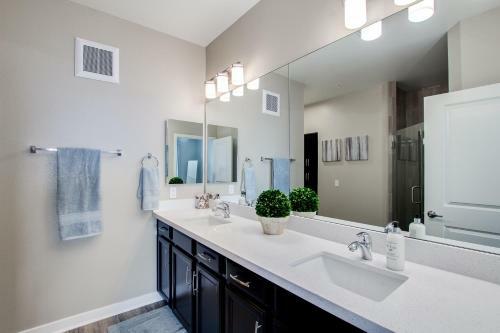 Apartamento Queen Creek #356 Condo