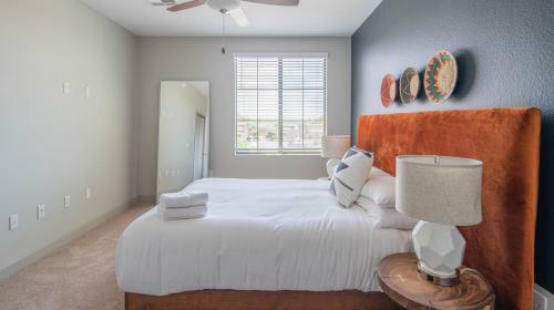 Wanderjaunt - Luxe Chandler Apartments