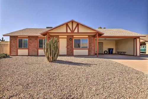 Sun-soaked Az Home, 7 Mi To Spring Training!