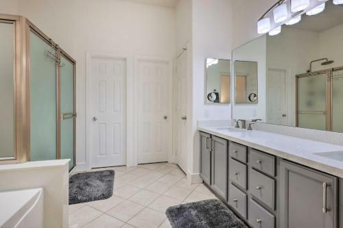 Spacious Chandler Sanctuary With Pool And Yard!
